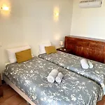 06 Terracos De - Casa Rosa Azul Holiday home Benagil